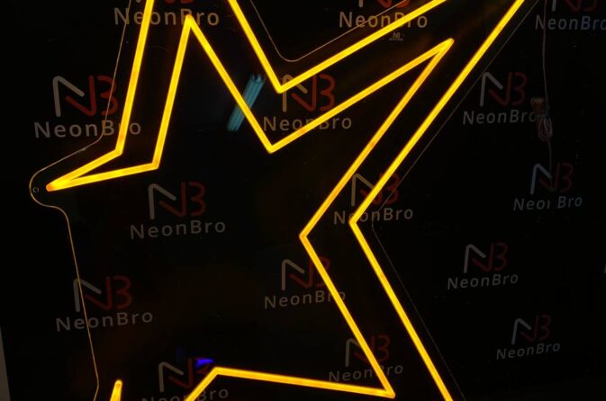 История открытия неона – химического элемента